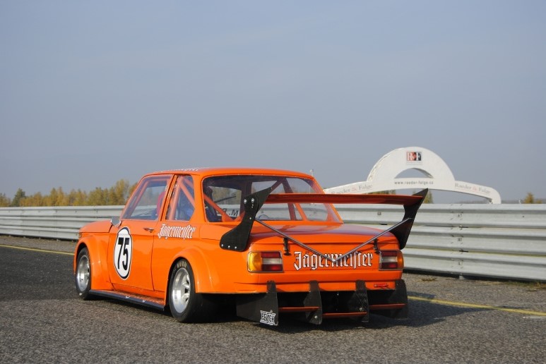 Ti Ja BMW 2002 Ti Jägermeister - PESCH - motorsport